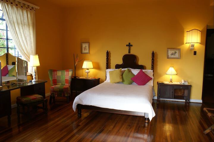 Room 5 of 42