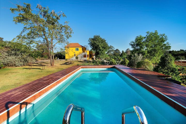 Pools & Facilities