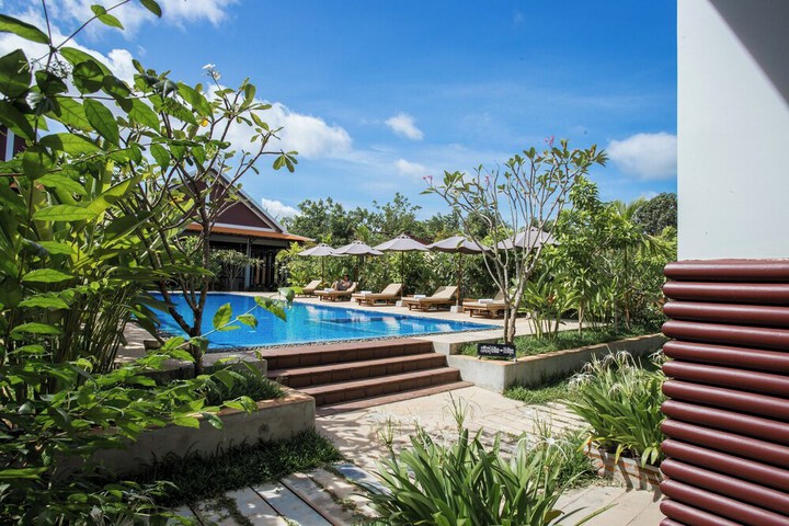 Pool 19 of 29