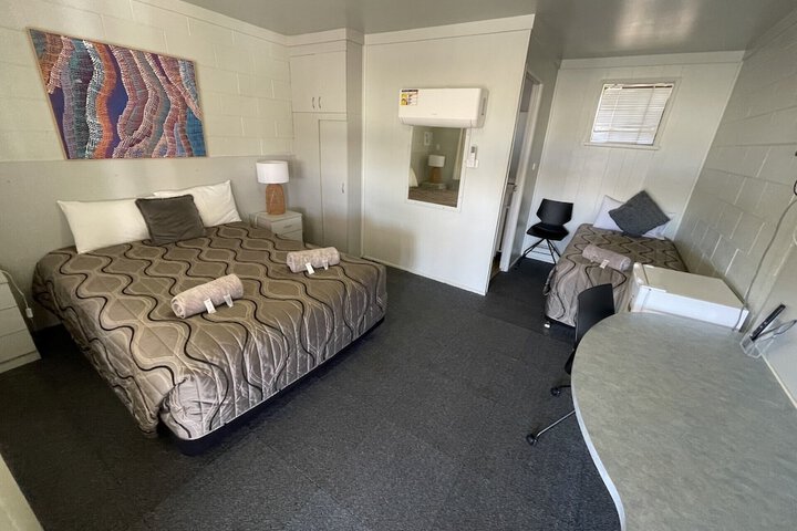 Room 4 of 21
