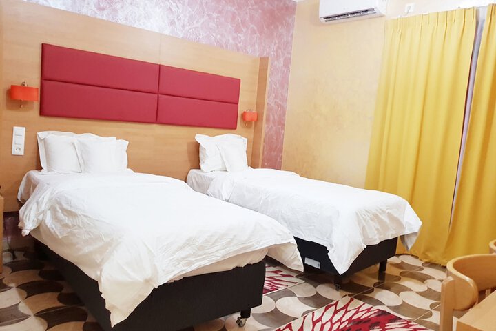 Room 5 of 23