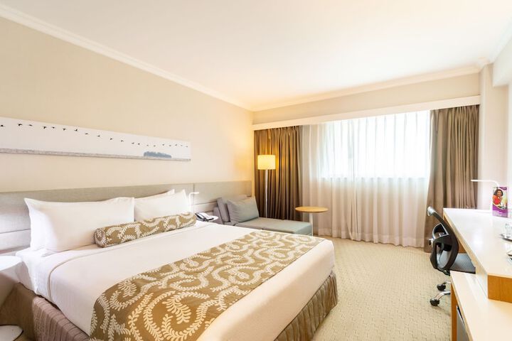 Room 30 of 137