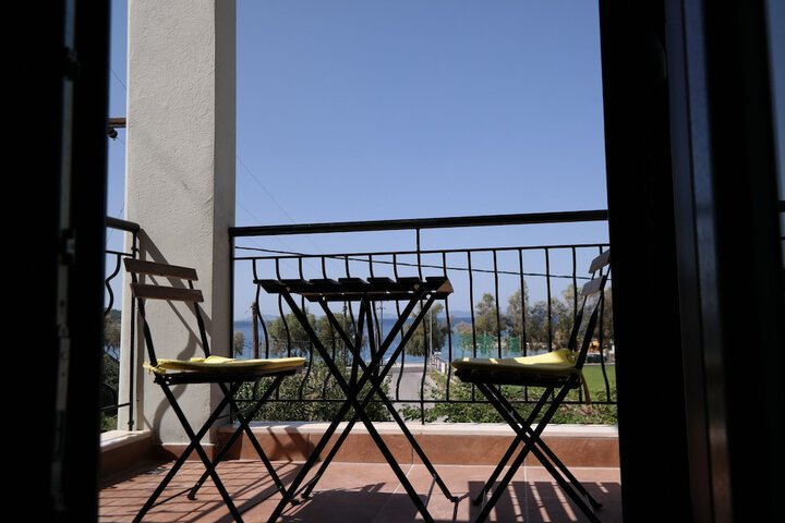 Terrace/Patio 2 of 3