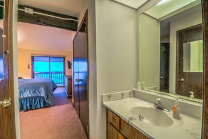 Room 30 of 155