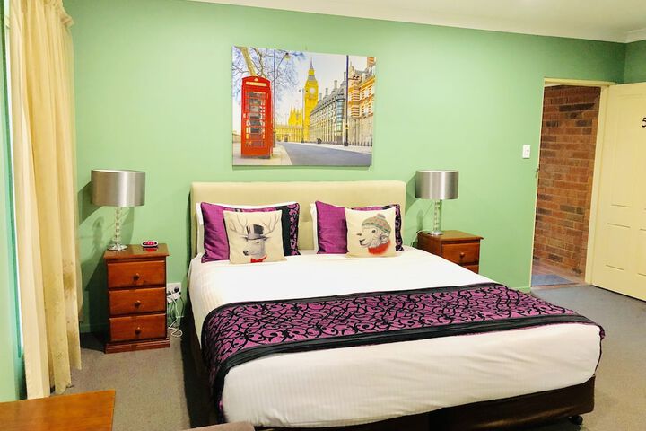 Room 36 of 103