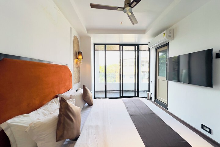 Room 27 of 58