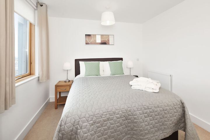 Room 5 of 28