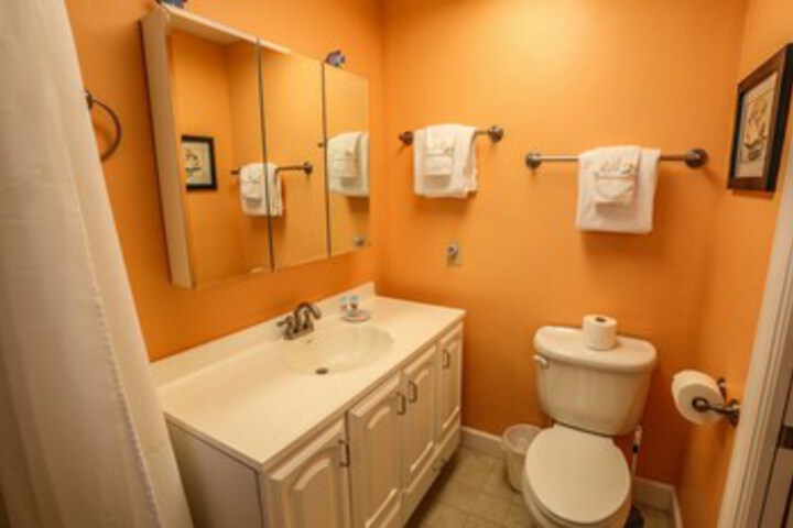 Room 3 of 23