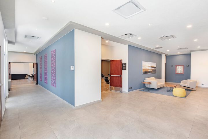 Room 14 of 50