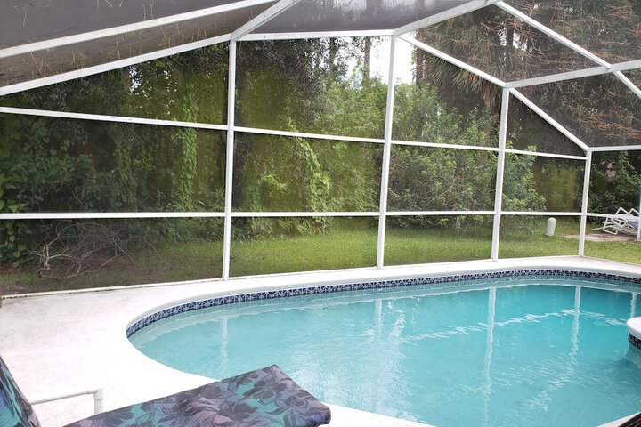 Pool 19 of 22