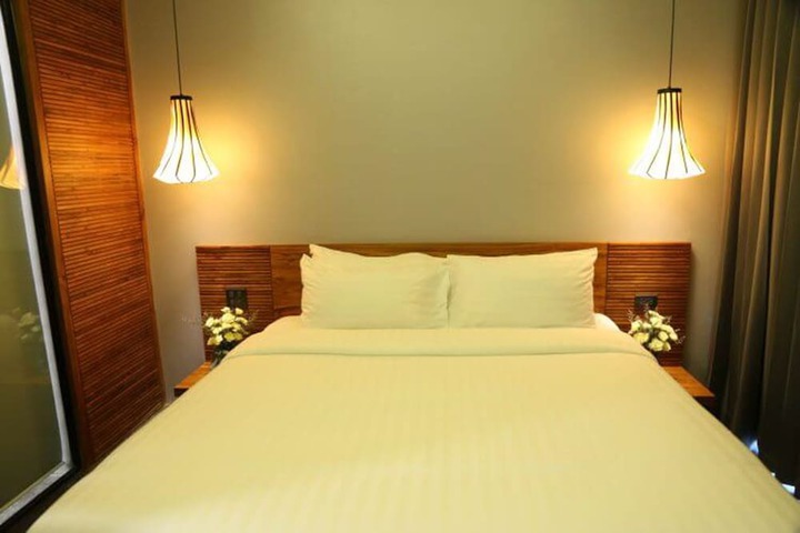 Room 11 of 72
