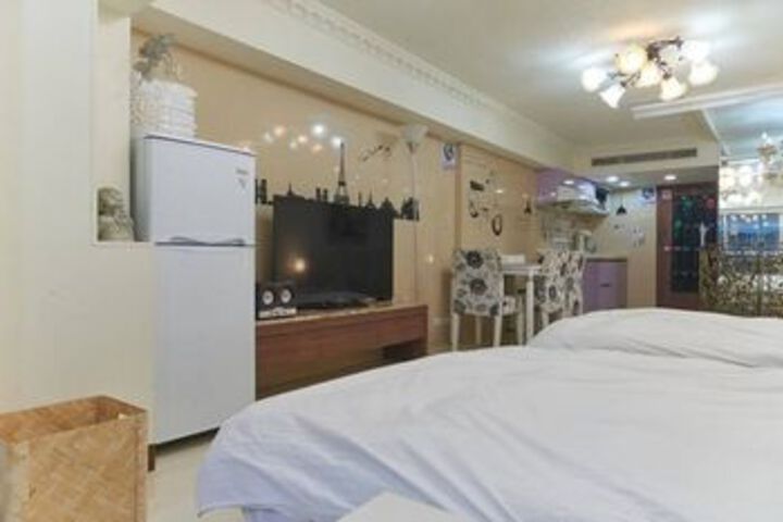Room 15 of 25