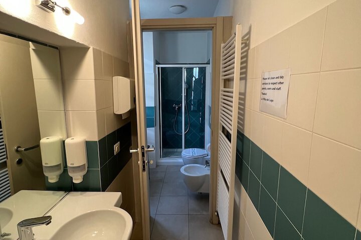 Room 62 of 93