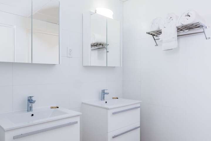 Room 10 of 56