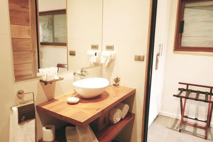 Room 21 of 54