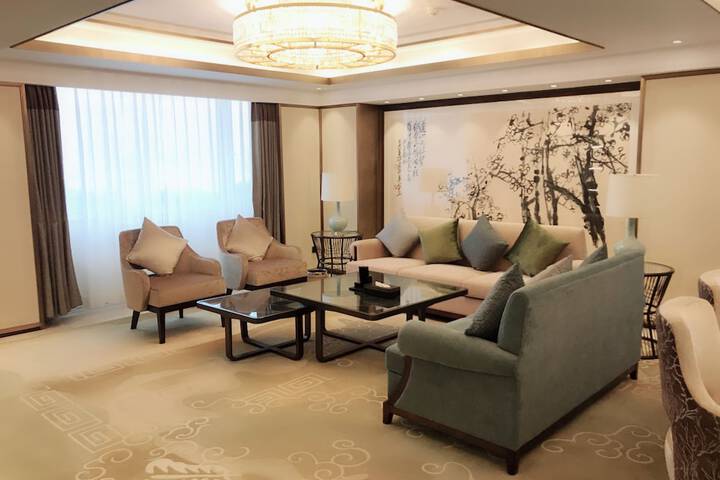 Room 15 of 78