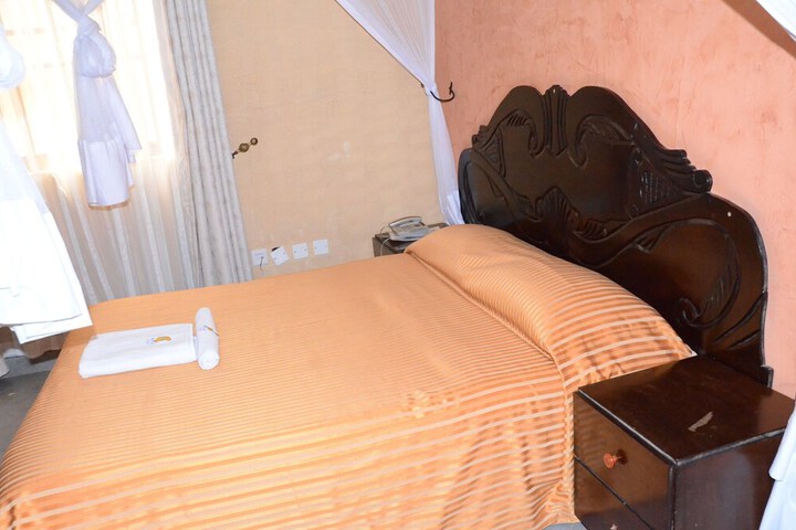 Room 7 of 21