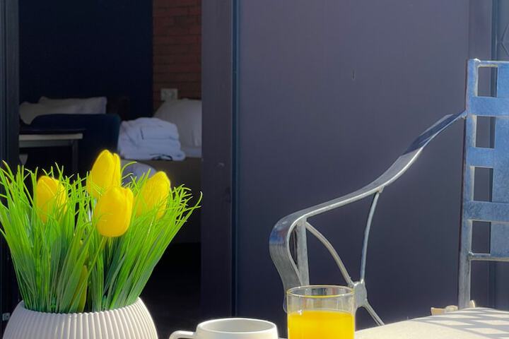 Breakfast/Coffee Service 230 of 240