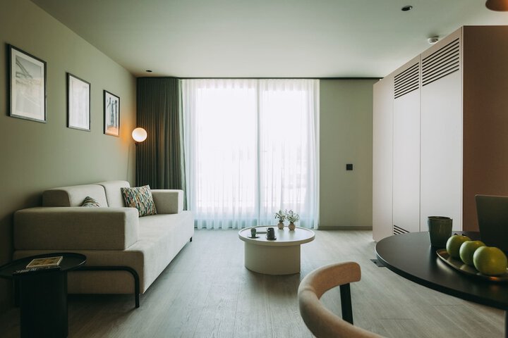 Room 54 of 145