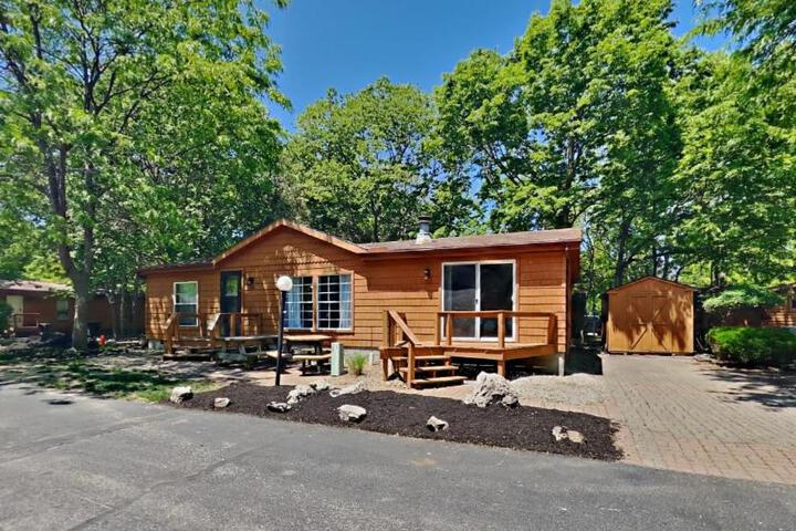 Photo of Put-in-Bay Island Club #71