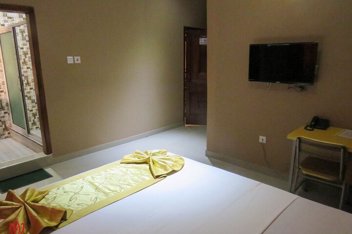 Room 41 of 119