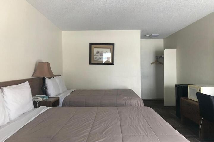 Room 5 of 14