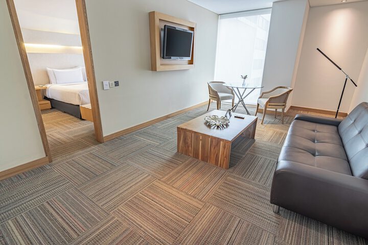 Room 9 of 91