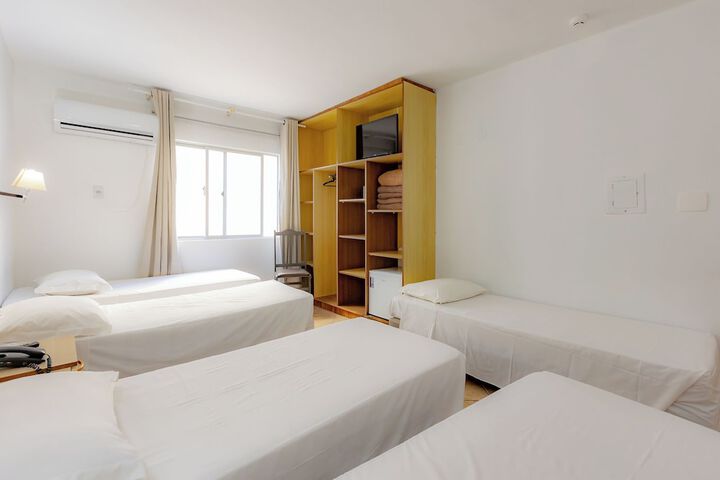 Room 43 of 104
