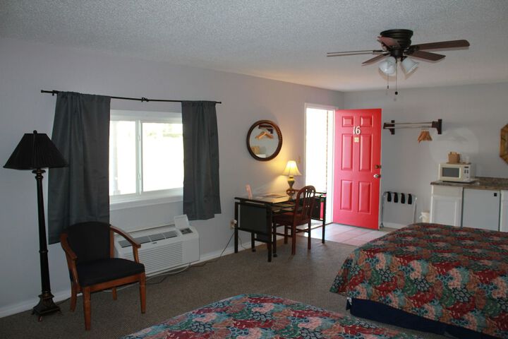 Room 90 of 219