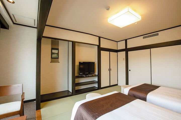 Room 29 of 69