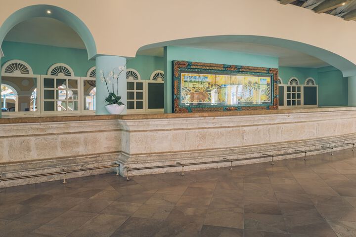 Hotel Interior 2 of 131