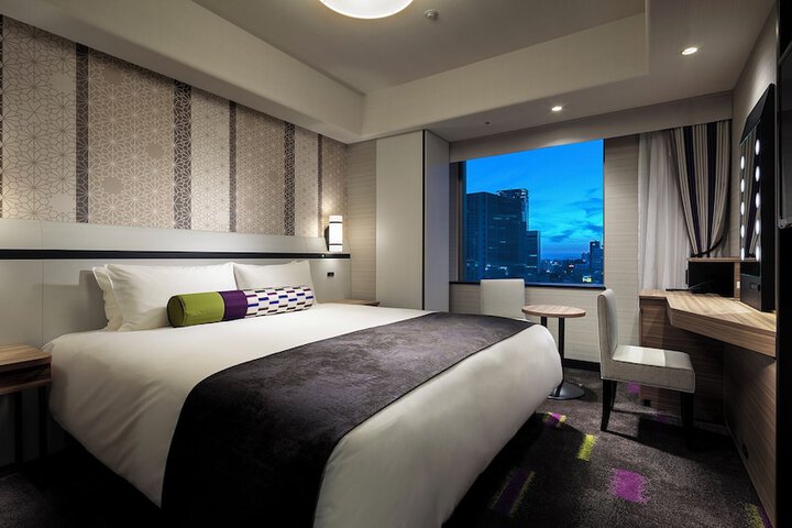 Room 30 of 120