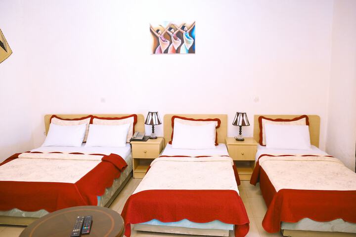 Room 18 of 39