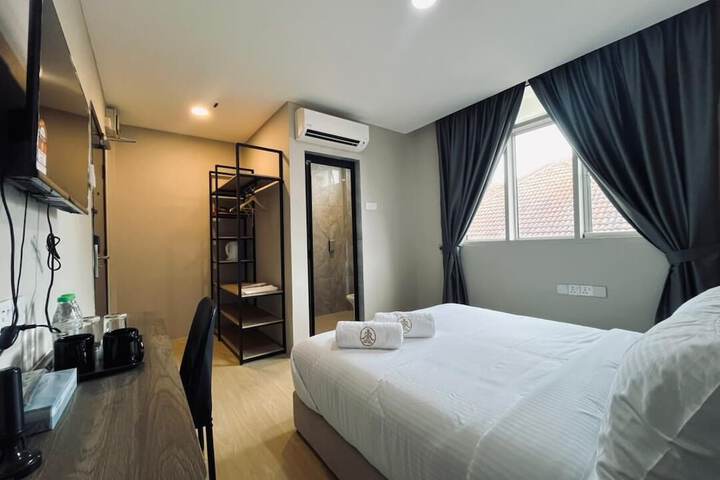 Room 12 of 41