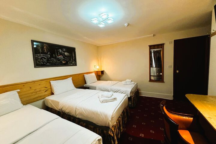 Room 54 of 95