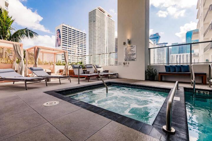 Modern Muse - Luxury Hotel Meets Miami Apartment in Miami, FL