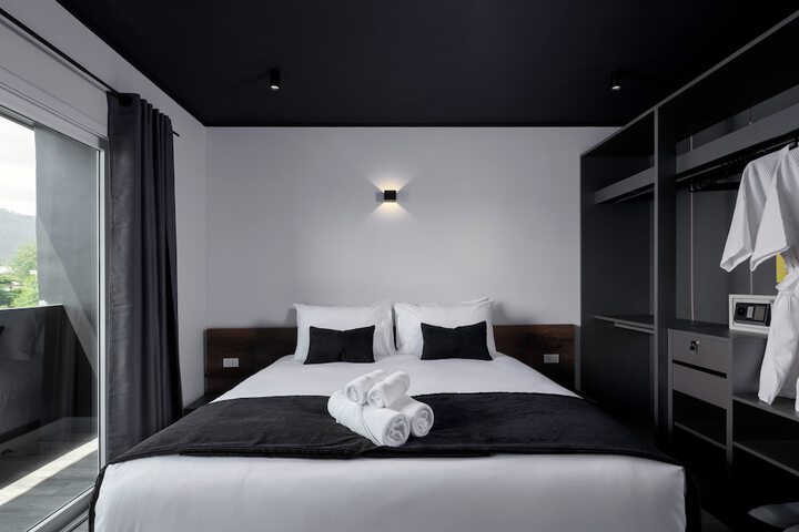 Room 13 of 56