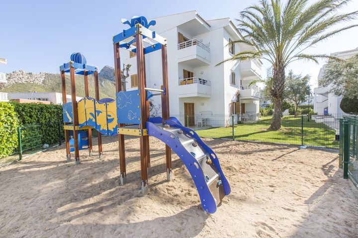 Children's play area - outdoor