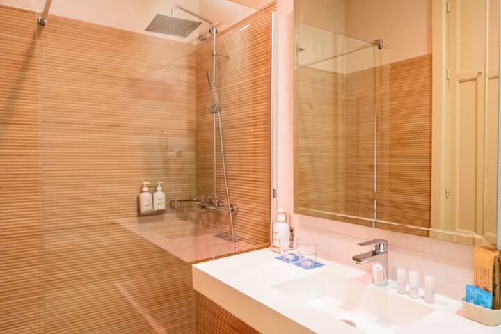 Bath Interior