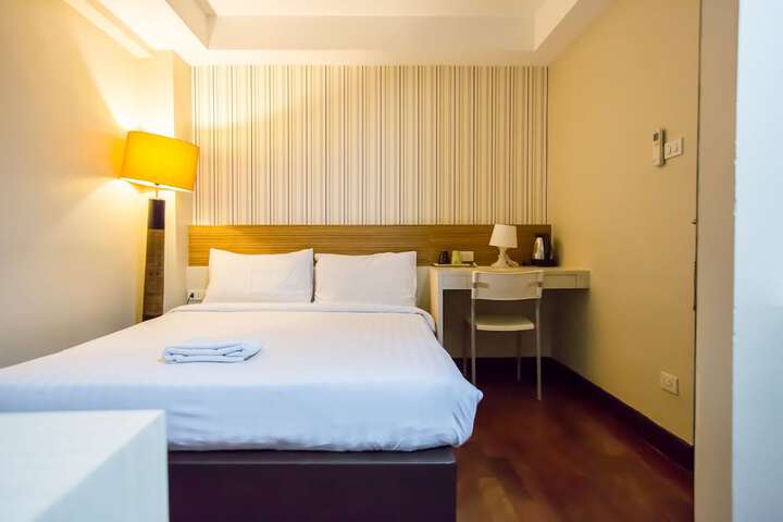 Room 14 of 50