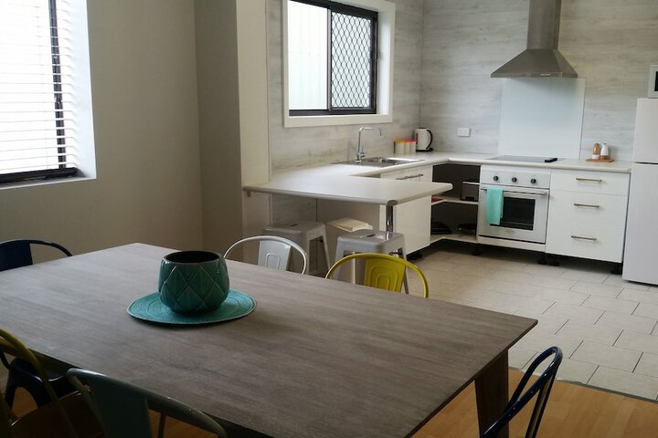 Room 13 of 33