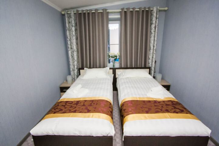 Room 12 of 71