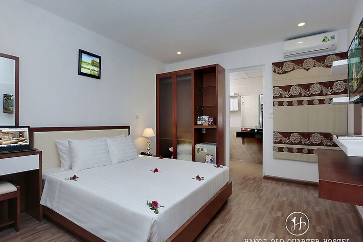 Room 17 of 61