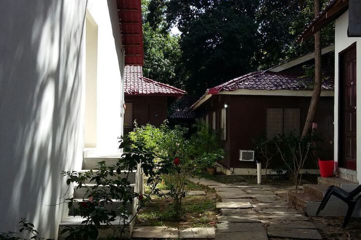 Property Grounds 22 of 34