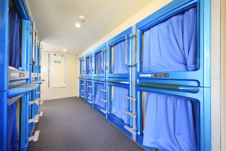 Room 4 of 24