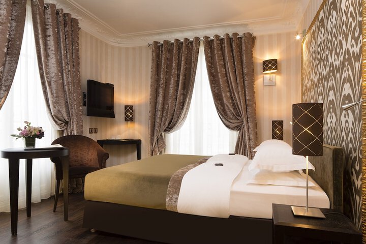 Room 28 of 82
