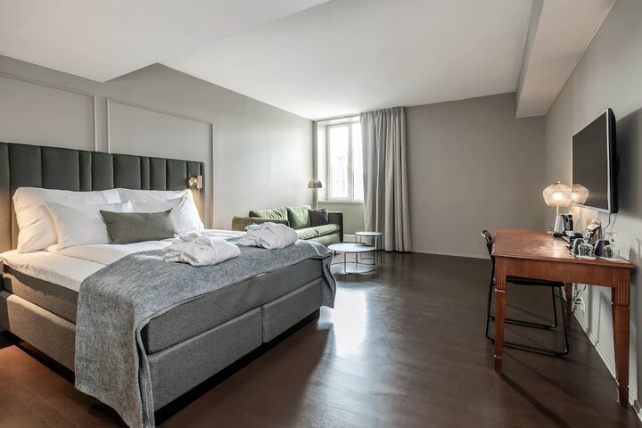 Room 49 of 115