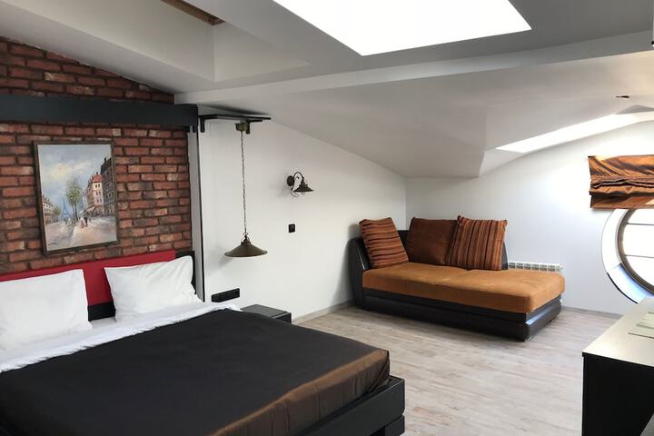 Room 15 of 58
