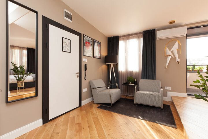 Room 17 of 55