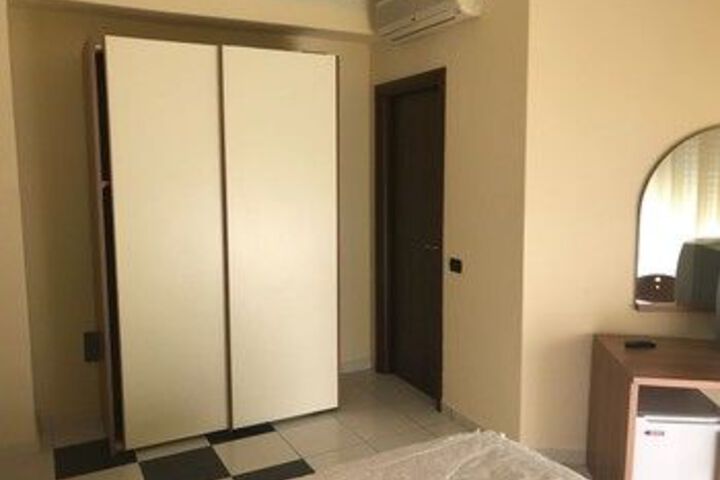 Room 18 of 20